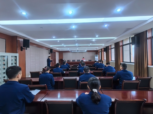 淮小红”与“火焰蓝”共话学雷锋5