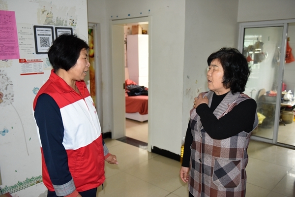 淮南市红十字会看望慰问优秀伤病志愿者和大病家庭3