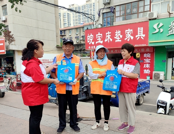 “淮小红”小暑送清凉6
