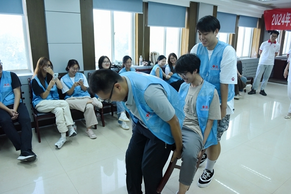 市红十字会“快乐益夏”项目志愿者“严苛”培训24