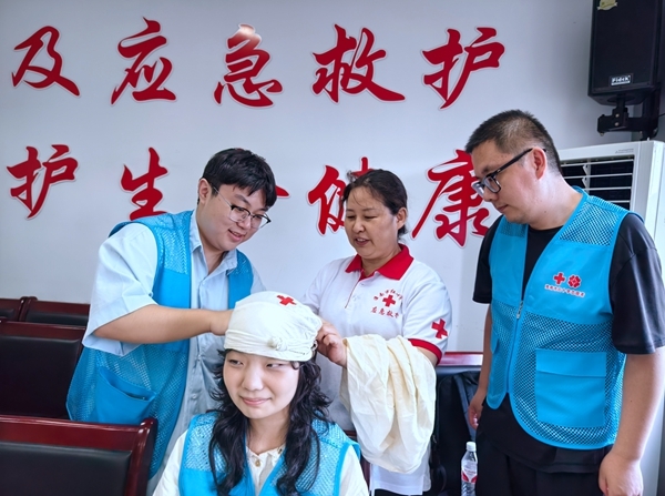 市红十字会“快乐益夏”项目志愿者“严苛”培训36