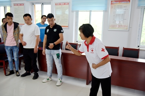 淮南市红十字会首次开展社区矫正对象应急救护培训1