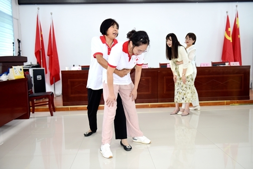 淮南市红十字会首次开展社区矫正对象应急救护培训21