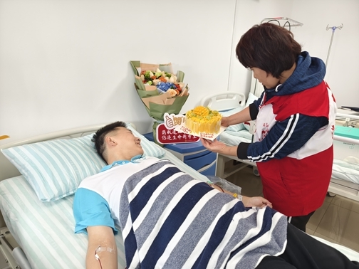 从见证者服务者到捐献者7