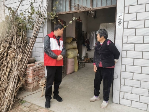 淮南市红十字会帮扶村再访帮扶户3
