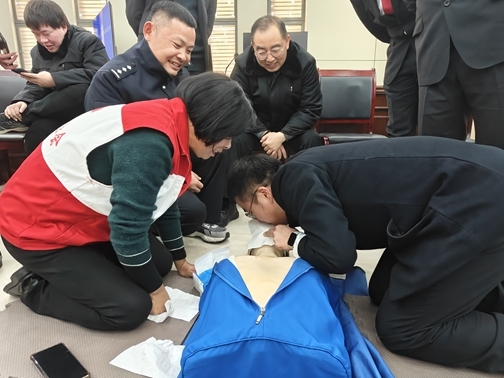 淮南市红十字会法院职工培训应急救护16