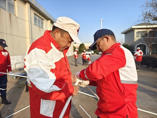 市县红十字救援队开展年终培训演练44