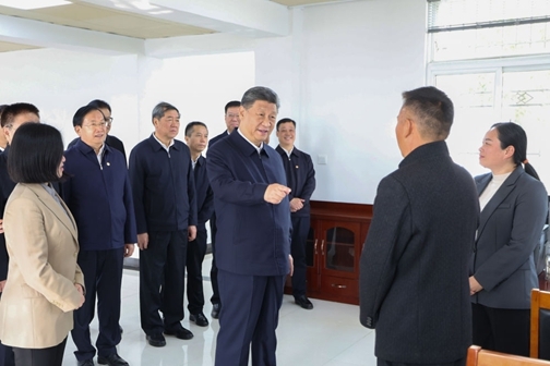 新华社8