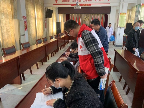 献血持续走进凤台基层6