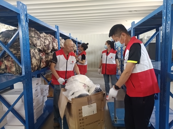 淮南市红十字会加紧备灾救灾物资储备库建设3