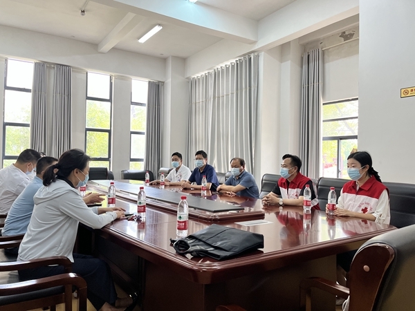 淮南市红十字会萤火虫志愿服务队送给残障儿童特别的礼物1