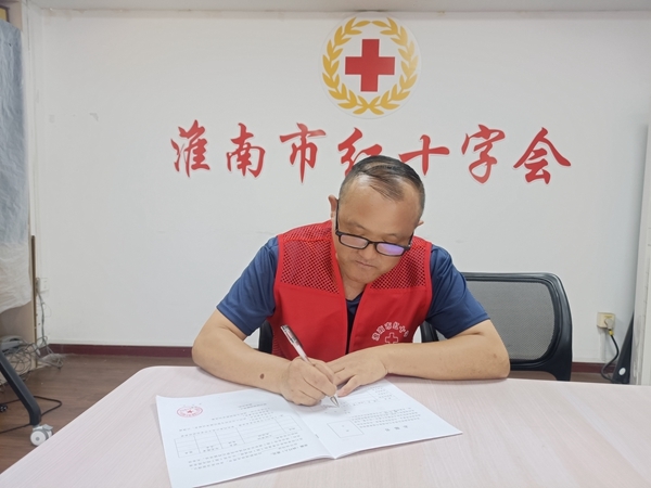 “好人”洪卫要把好人好事做到底8