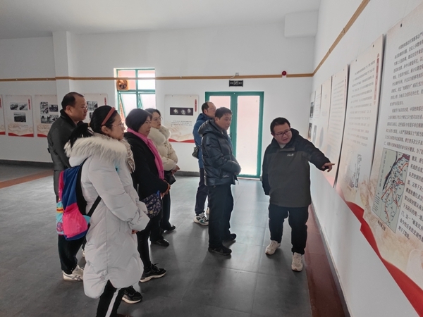 市红十字会赴大通万人坑爱国主义教育基地开展红色教育2