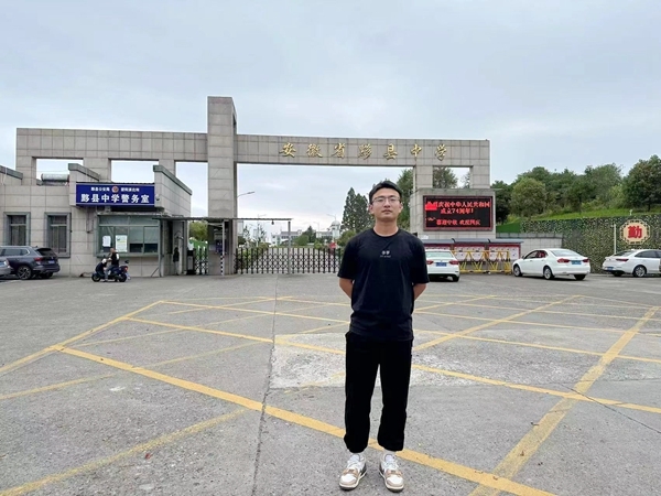 刘春,“暖心大哥”再出手14