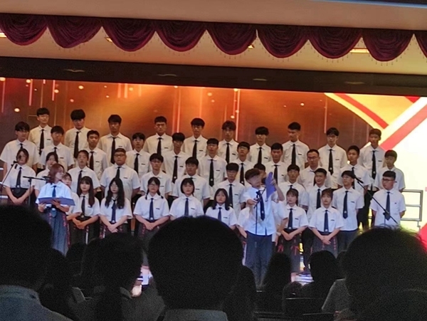 胡敏君,阳光女孩侠肝义胆捐“髓”救命14