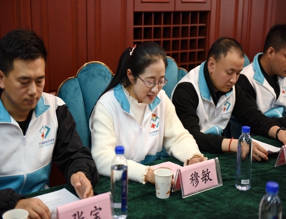 淮南为全省造干工作者捐献第一人穆敏赴捐壮行10