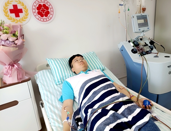 23岁小伙用爱抒写青春华彩3