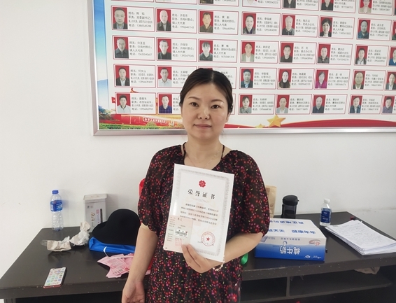 世界献血者日市红十字志愿者用热血和行动献礼8