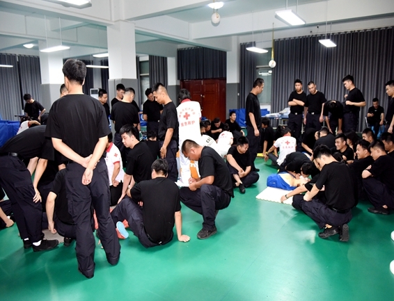 淮南市红十字会连续三年为特殊岗位辅警进行救护培训9