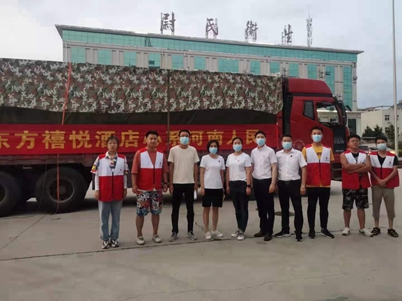 淮南爱心企业再为河南灾区送爱心2