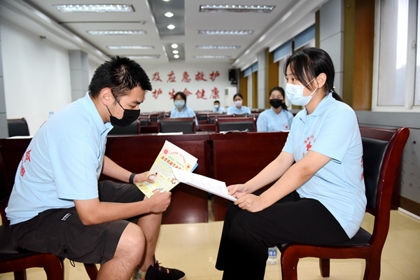淮南市红十字会暑期造血干细胞捐献志愿服务培训上岗6
