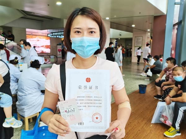 从酷暑到立秋淮南市红十字志愿者献血采样服务不停歇6