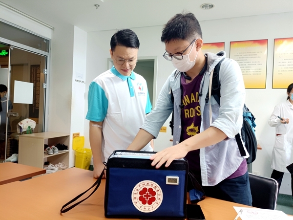 24岁小伙跨越4省为了2岁患儿再造生命奇迹自己没有遗憾15