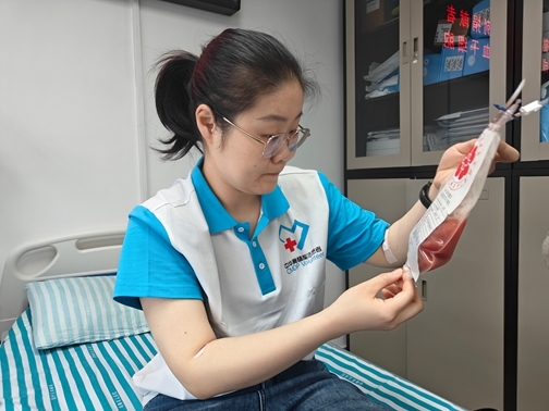 丹心善行谱写青春最美华章——淮南女孩邹羽彤践行十年生命之约