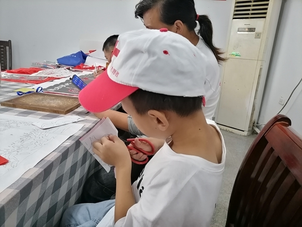 小剪刀剪出美好祝福和心愿8