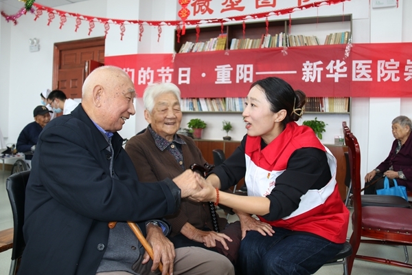 淮南广电“帮忙”志愿者帮到孤寡老人心坎上7