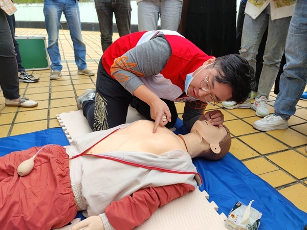 国际减灾日,淮南市红十字会教你学救护32