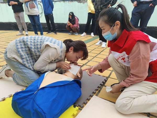国际减灾日,淮南市红十字会教你学救护36