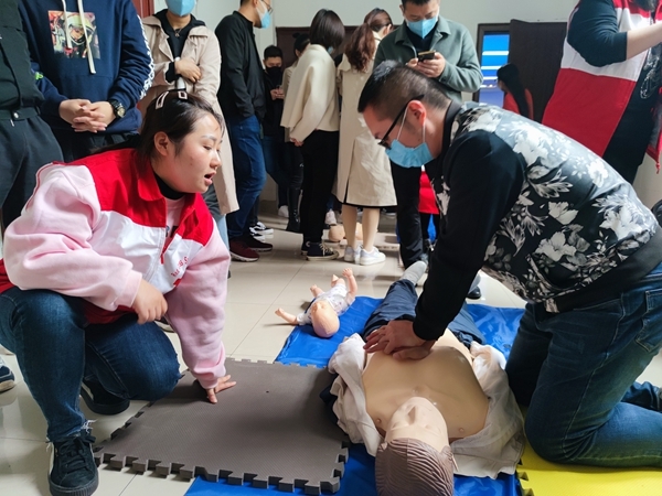 淮南市2020年度新录用公务员接受应急救护培训20