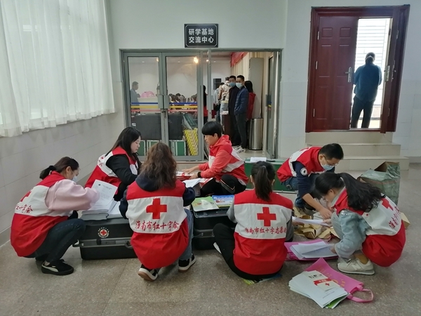 淮南市2020年度新录用公务员接受应急救护培训30