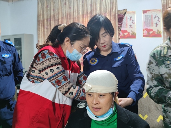 淮南市红十字会为曙光救援队进行应急救护培训4