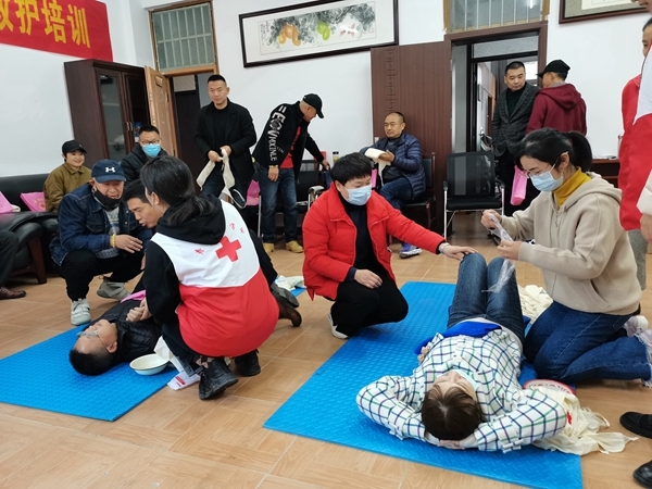 淮南寿县红十字救援队完成救护员培训3