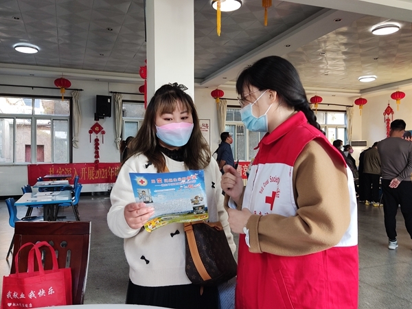 淮南市红十字会持续开展献血采样10