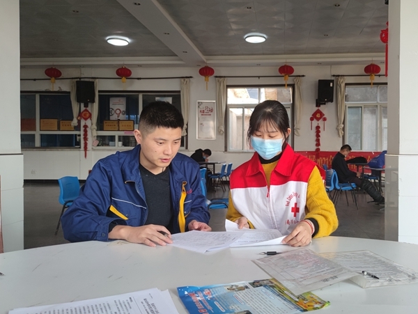 淮南市红十字会持续开展献血采样12