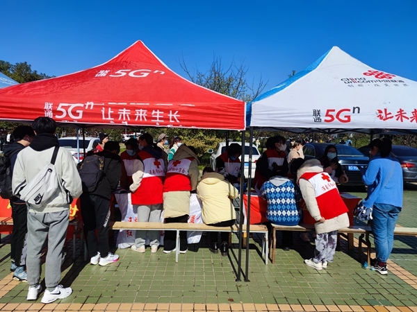 淮南市红十字会持续开展献血采样18
