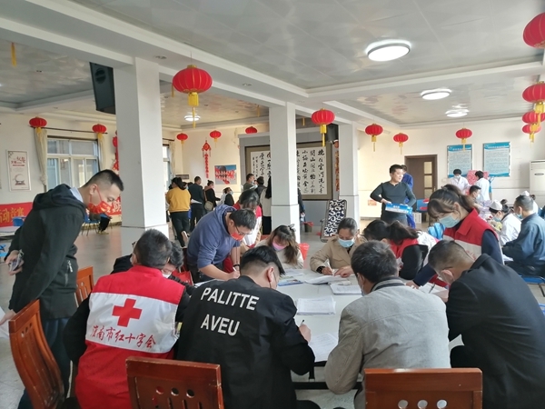 淮南市红十字会持续开展献血采样34