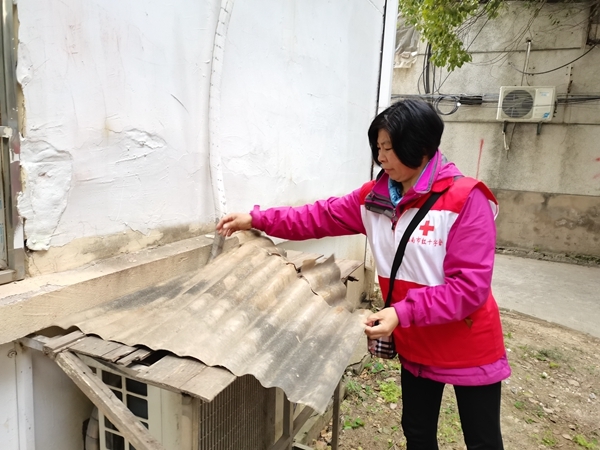淮南市红十字会全力以赴开展创城行动8