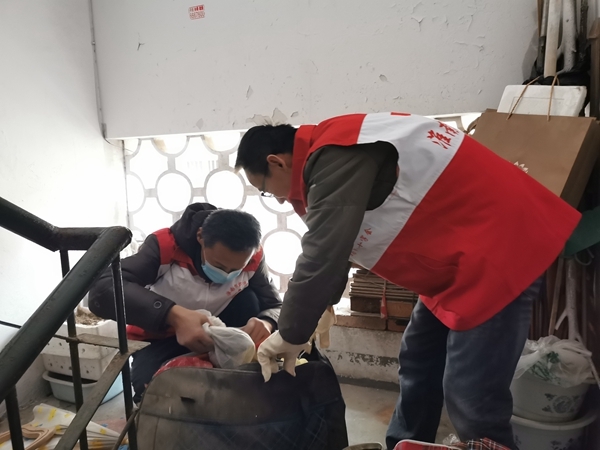 淮南市红十字会切实完成创城首战任务35