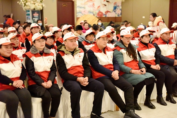 淮南市红十字志愿者两队“新兵”成立4